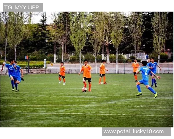 U19青年队迎战湖南队全力争胜展现青春风采与团队精神