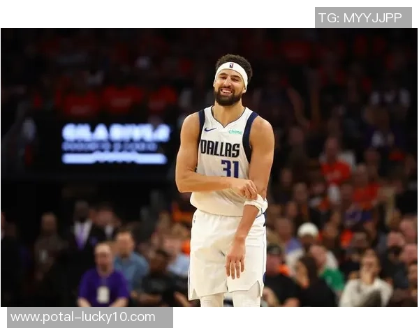 克莱汤普森：勇士队的三分射手与篮球传奇之路