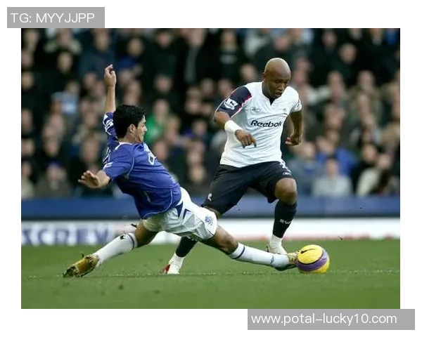 布莱克本与博尔顿精彩对决直播全程回顾及赛后分析